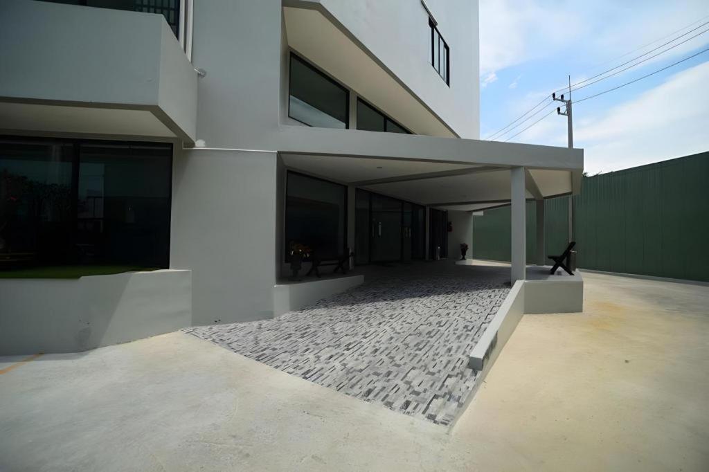 Chanthaburi Center Kültér fotó